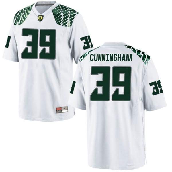 Oregon Ducks Youth #39 MJ Cunningham Football College Replica White Jersey GTZ02O2E